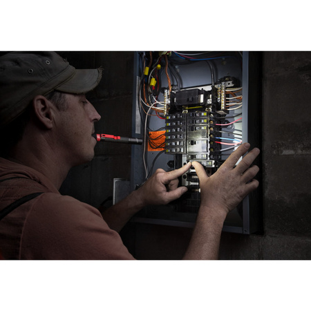 MILWAUKEE IPL-LED LATARKA ALKALICZNA