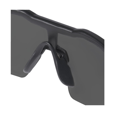 MILWAUKEE OKULARY OCHRONNE  PRZYCIEMNIANE